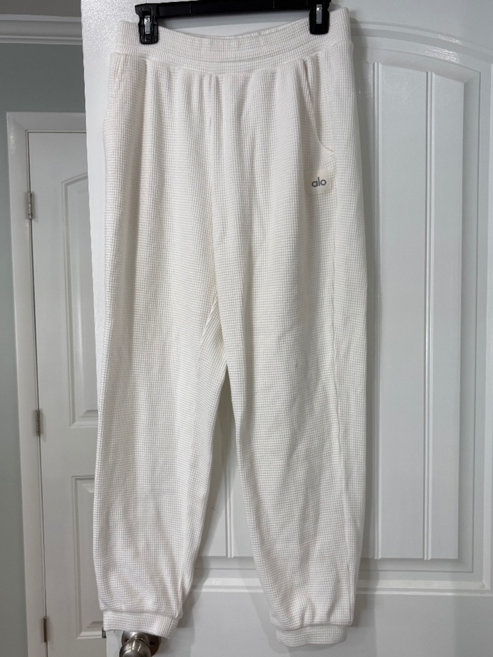 Alo Yoga waffle knit jogger medium